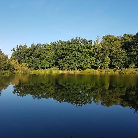 Camping De La Chagnee Saint-Aubin-le-Cloud Exteriér fotografie