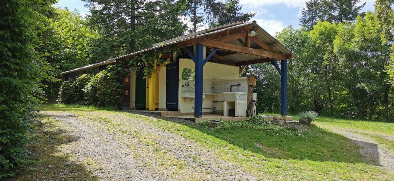 Camping De La Chagnee Saint-Aubin-le-Cloud Exteriér fotografie
