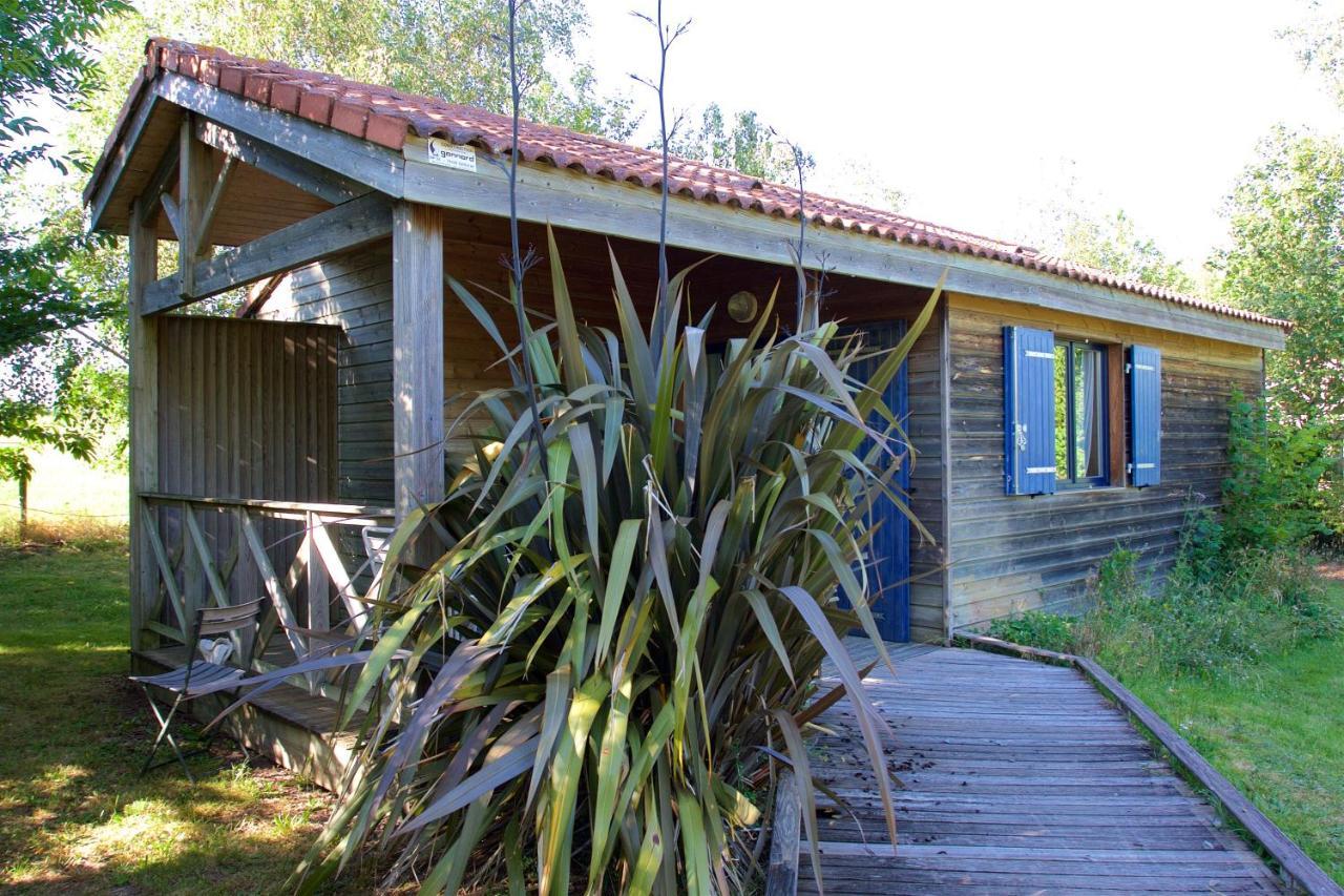 Camping De La Chagnee Saint-Aubin-le-Cloud Exteriér fotografie