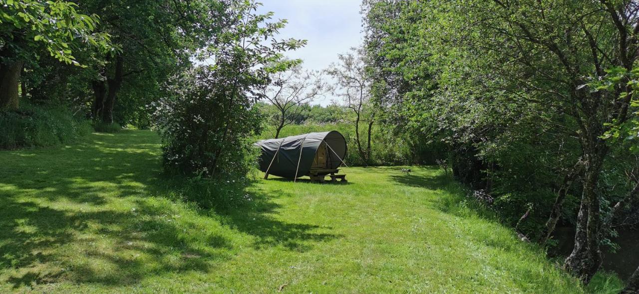 Camping De La Chagnee Saint-Aubin-le-Cloud Exteriér fotografie