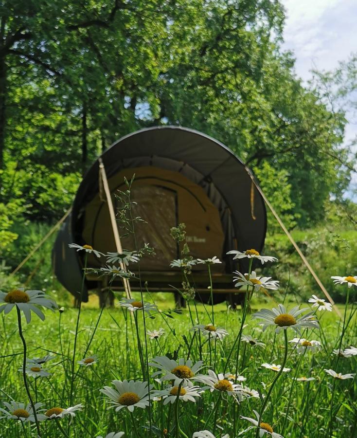 Camping De La Chagnee Saint-Aubin-le-Cloud Exteriér fotografie