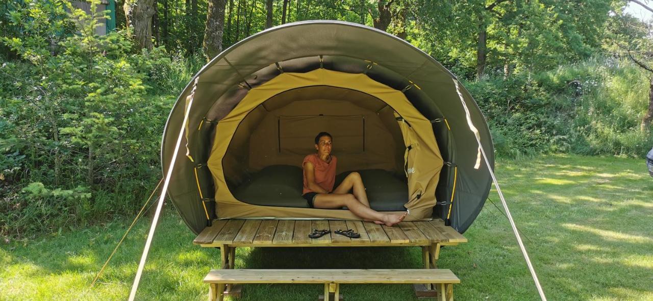 Camping De La Chagnee Saint-Aubin-le-Cloud Exteriér fotografie